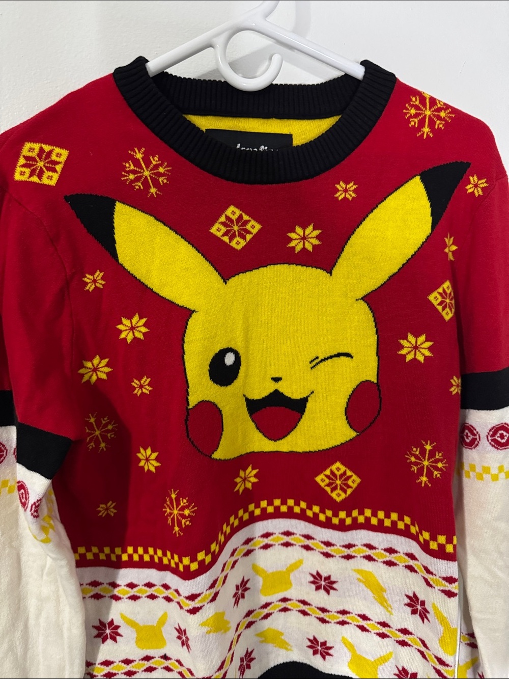 Welovefine Men’s Medium Pikachu Red & Yellow Ugly Christmas Sweater - Picture 4 of 10